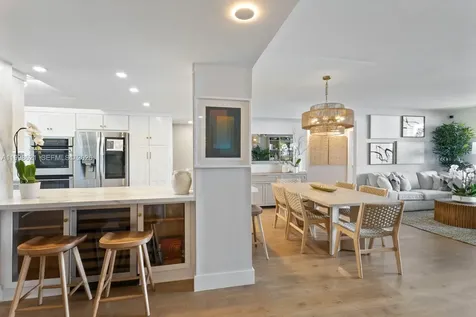 141 Crandon Boulevard Key Biscayne FL 33149