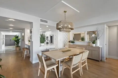 141 Crandon Boulevard Key Biscayne FL 33149