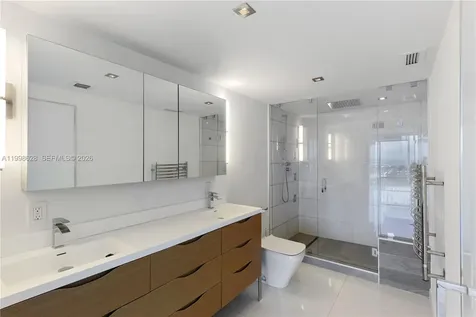 881 Ocean Drive Key Biscayne FL 33149