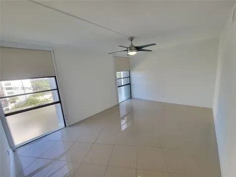 3301 N Country Club Drive Aventura FL 33180