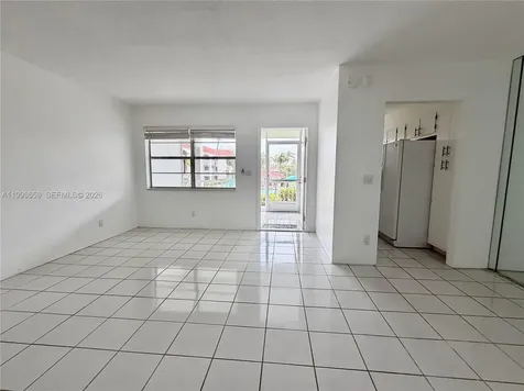 580 Egret Drive Hallandale Beach FL 33009