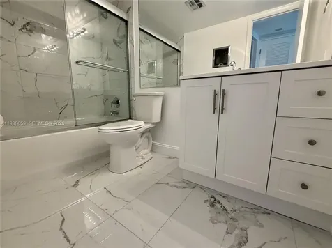 580 Egret Drive Hallandale Beach FL 33009