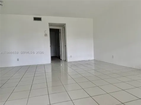 580 Egret Drive Hallandale Beach FL 33009