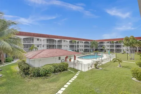 580 Egret Drive Hallandale Beach FL 33009