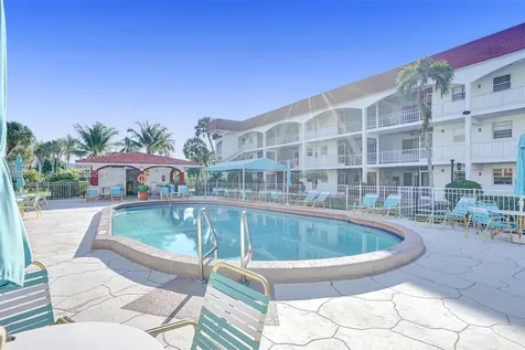 580 Egret Drive Hallandale Beach FL 33009