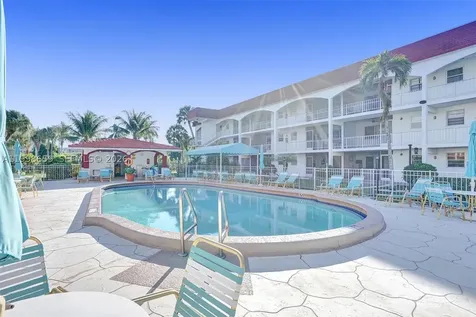 580 Egret Drive Hallandale Beach FL 33009