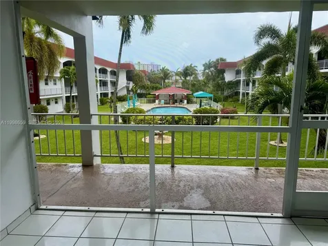 580 Egret Drive Hallandale Beach FL 33009