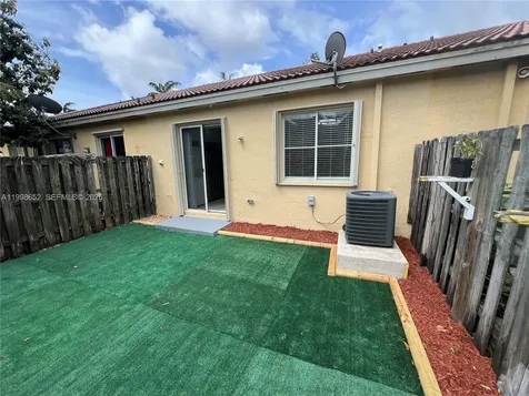 85 SW 16 Avenue Homestead FL 33030