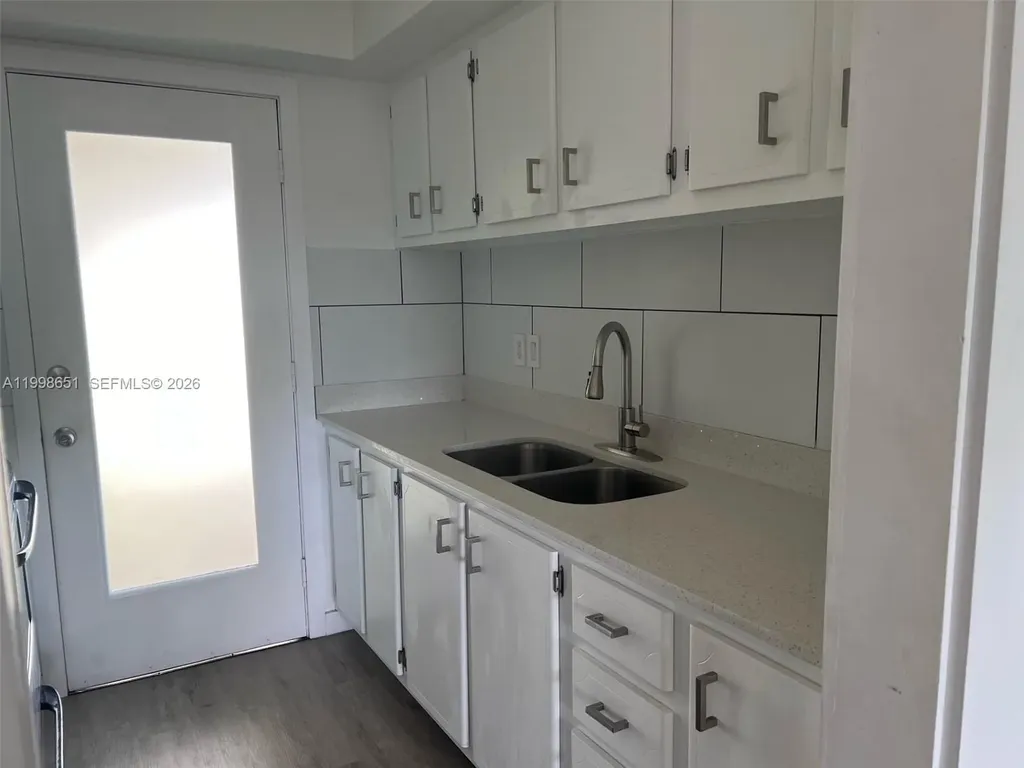 1350 E Sample Road Pompano Beach FL 33064