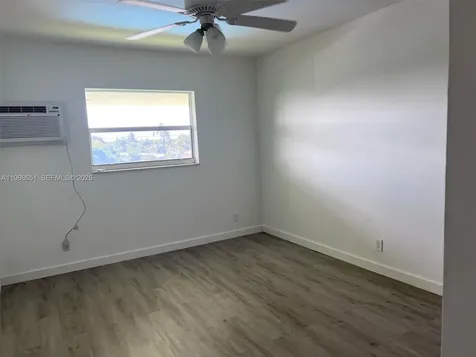 1350 E Sample Road Pompano Beach FL 33064
