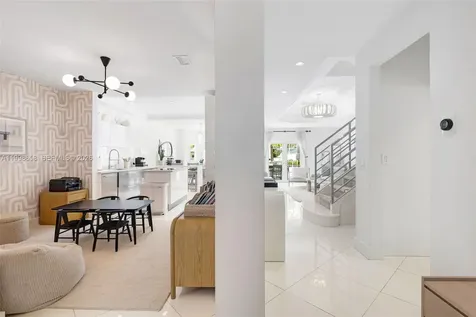 1415 Sunset Harbour Drive Miami Beach FL 33139