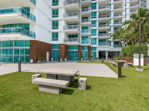 350 S Miami Avenue Miami FL 33130