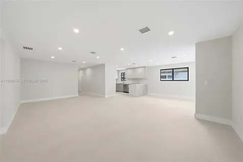 6332 SW 28th Street Miami FL 33155