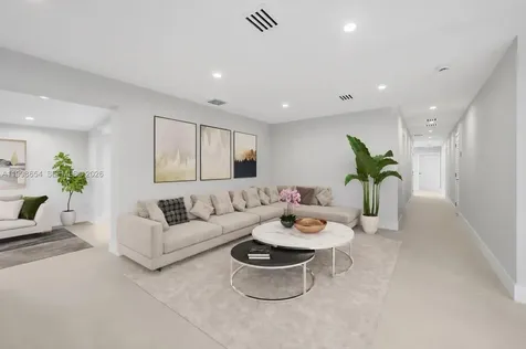 6332 SW 28th Street Miami FL 33155