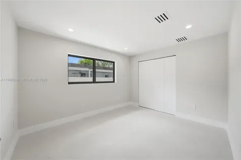 6332 SW 28th Street Miami FL 33155