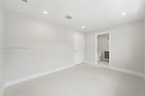 6332 SW 28th Street Miami FL 33155
