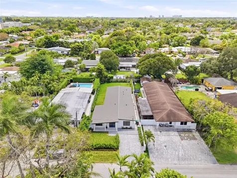 6332 SW 28th Street Miami FL 33155