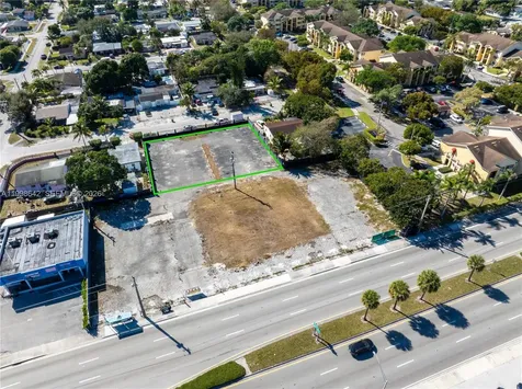 NW 118th Street Miami FL 33167