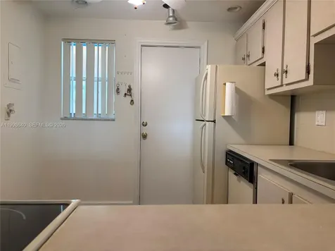 200 Ashbury Road Hollywood FL 33024