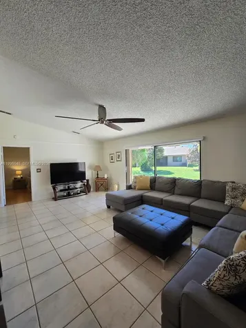 5 Rogart Circle Boynton Beach FL 33426