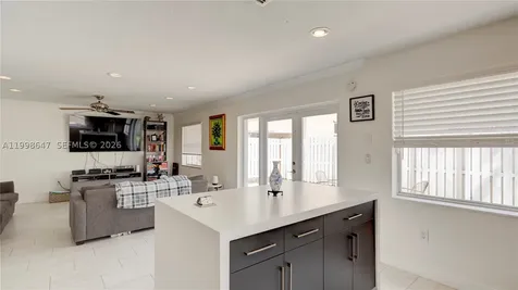 1237 NW 125th Terrace Sunrise FL 33323