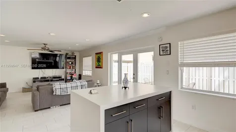 1237 NW 125th Terrace Sunrise FL 33323