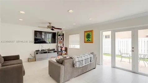 1237 NW 125th Terrace Sunrise FL 33323