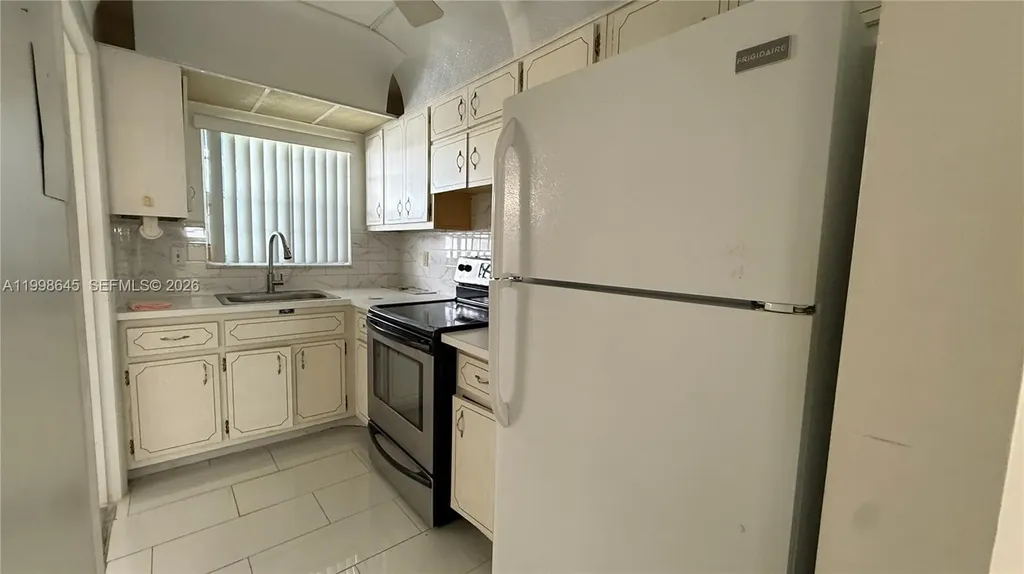 1943 Monroe Street Hollywood FL 33020