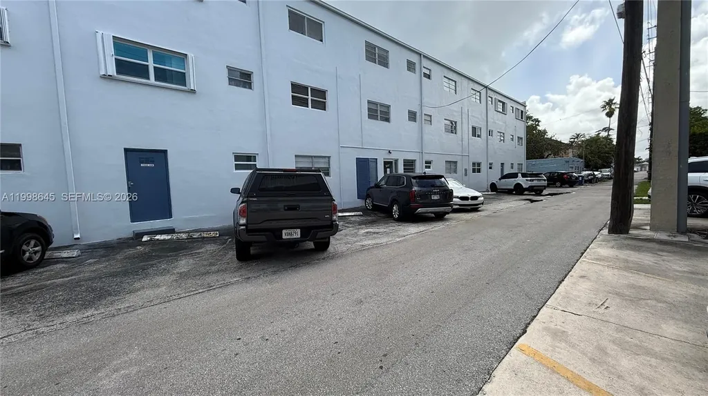 1943 Monroe Street Hollywood FL 33020