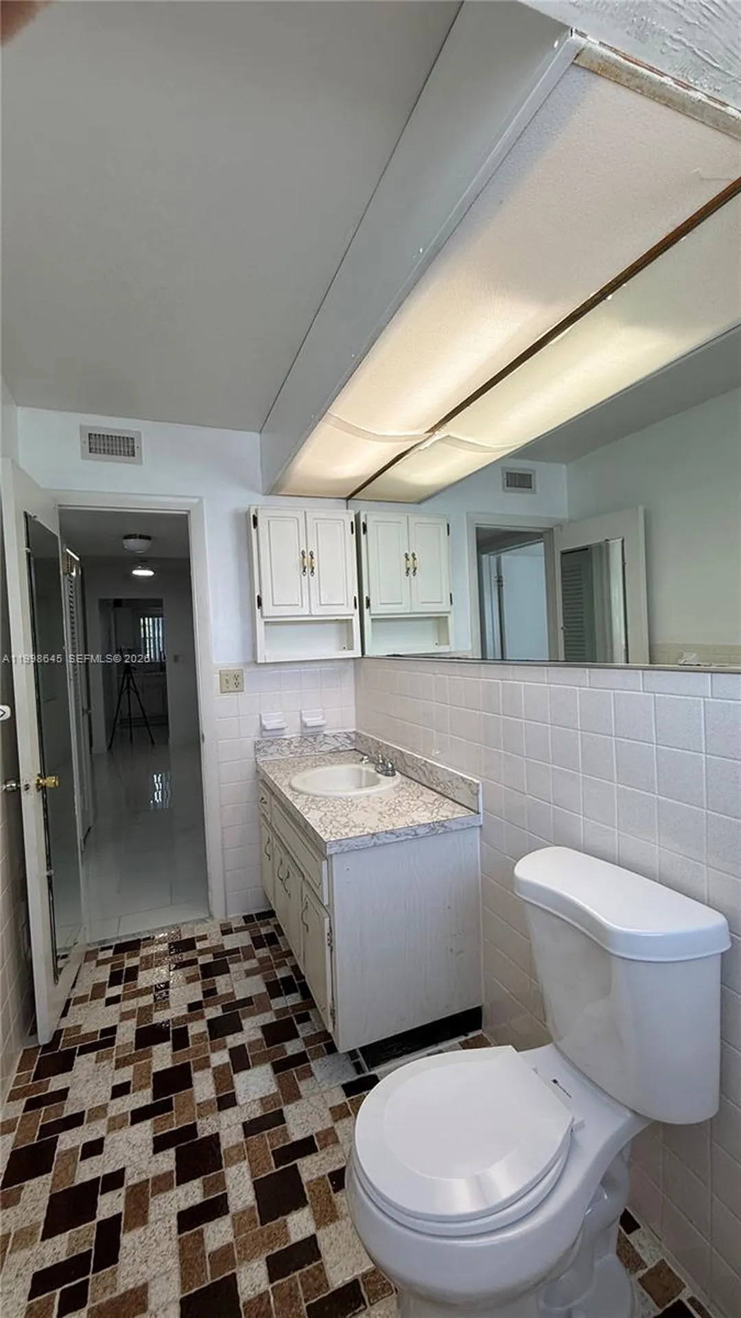 1943 Monroe Street Hollywood FL 33020