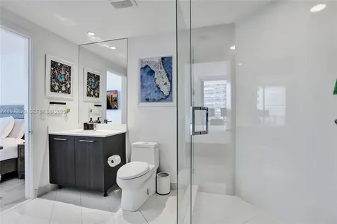 45 SW 9th Street Miami FL 33130