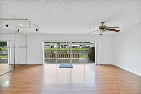 8243 NW 9th Court Plantation FL 33324