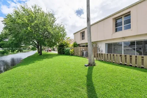 8243 NW 9th Court Plantation FL 33324