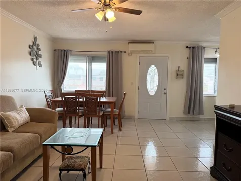 920 SW 11th Avenue Hallandale Beach FL 33009
