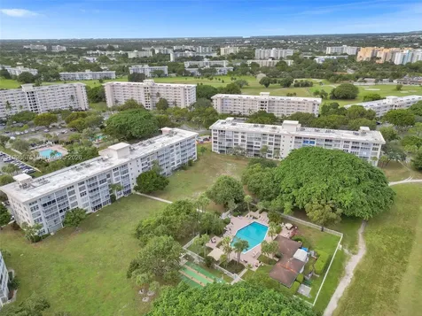 2651 S Course Drive Pompano Beach FL 33069