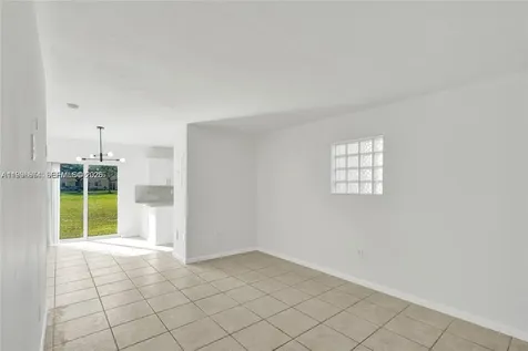 3398 NE 9th Drive Homestead FL 33033