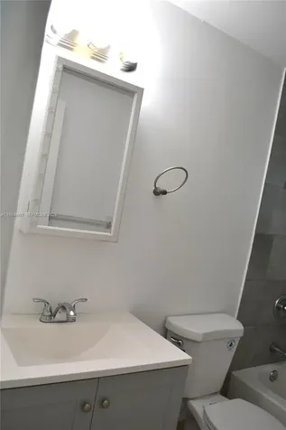 1037 SW 4th Street Miami FL 33130