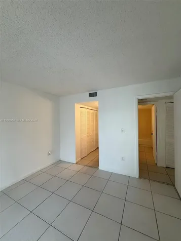 Miami FL 33193