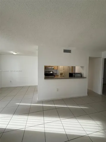 Miami FL 33193