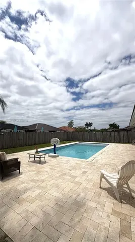 Miami FL 33187