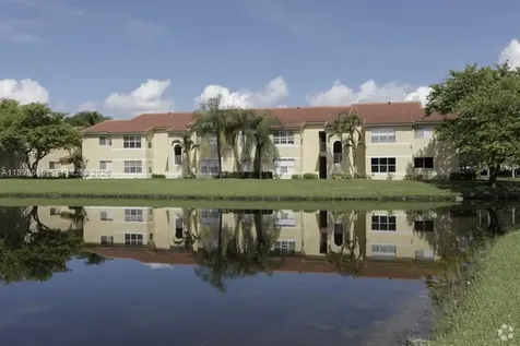 565 Vista Isles Drive Sunrise FL 33325