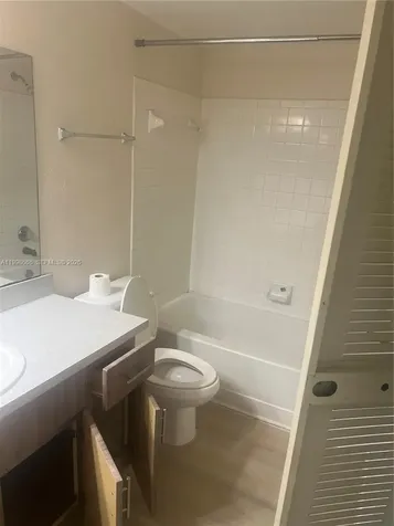 565 Vista Isles Drive Sunrise FL 33325