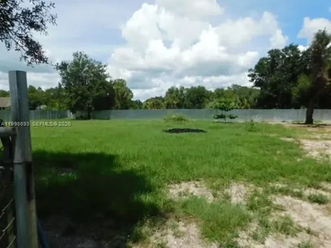551 Avenue Del Sur Clewiston FL 33440
