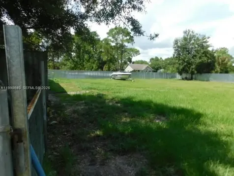 551 Avenue Del Sur Clewiston FL 33440