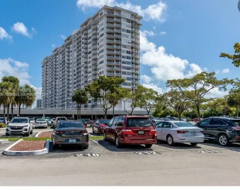 18041 Biscayne Boulevard Aventura FL 33160