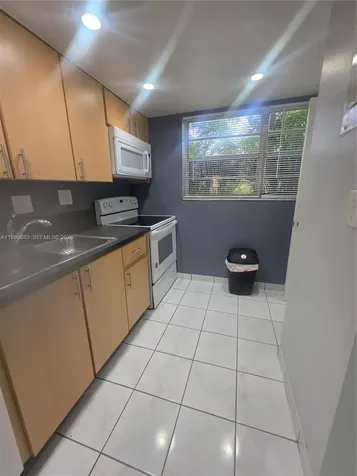 8101 SW 73rd Avenue Miami FL 33143