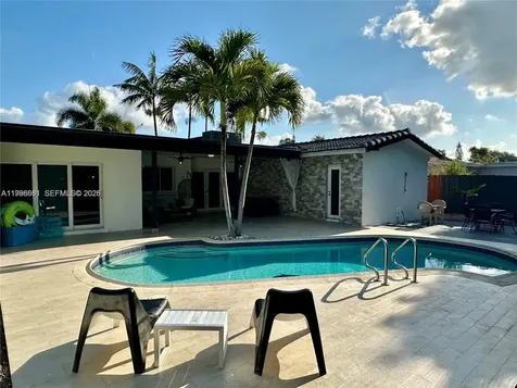 5424 Garfield Street Hollywood FL 33021