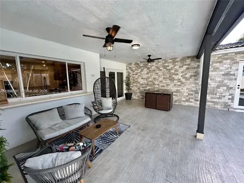 5424 Garfield Street Hollywood FL 33021