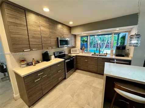 5424 Garfield Street Hollywood FL 33021