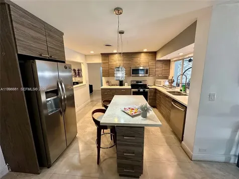 5424 Garfield Street Hollywood FL 33021